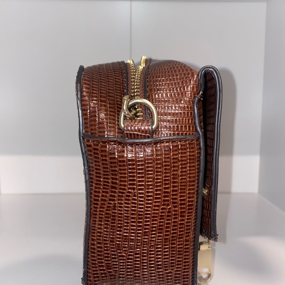 Cross Body Bag - Tan with gold hardware - Picture 2 of 6